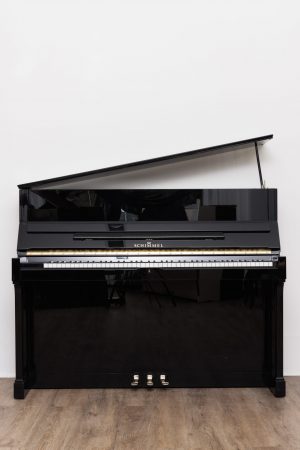 17 Pianos droits de Style LC