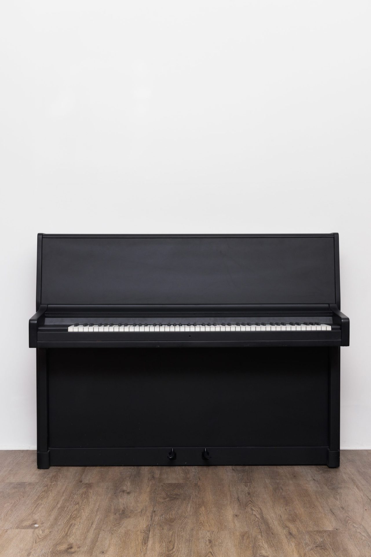 Pianos droits design LC
