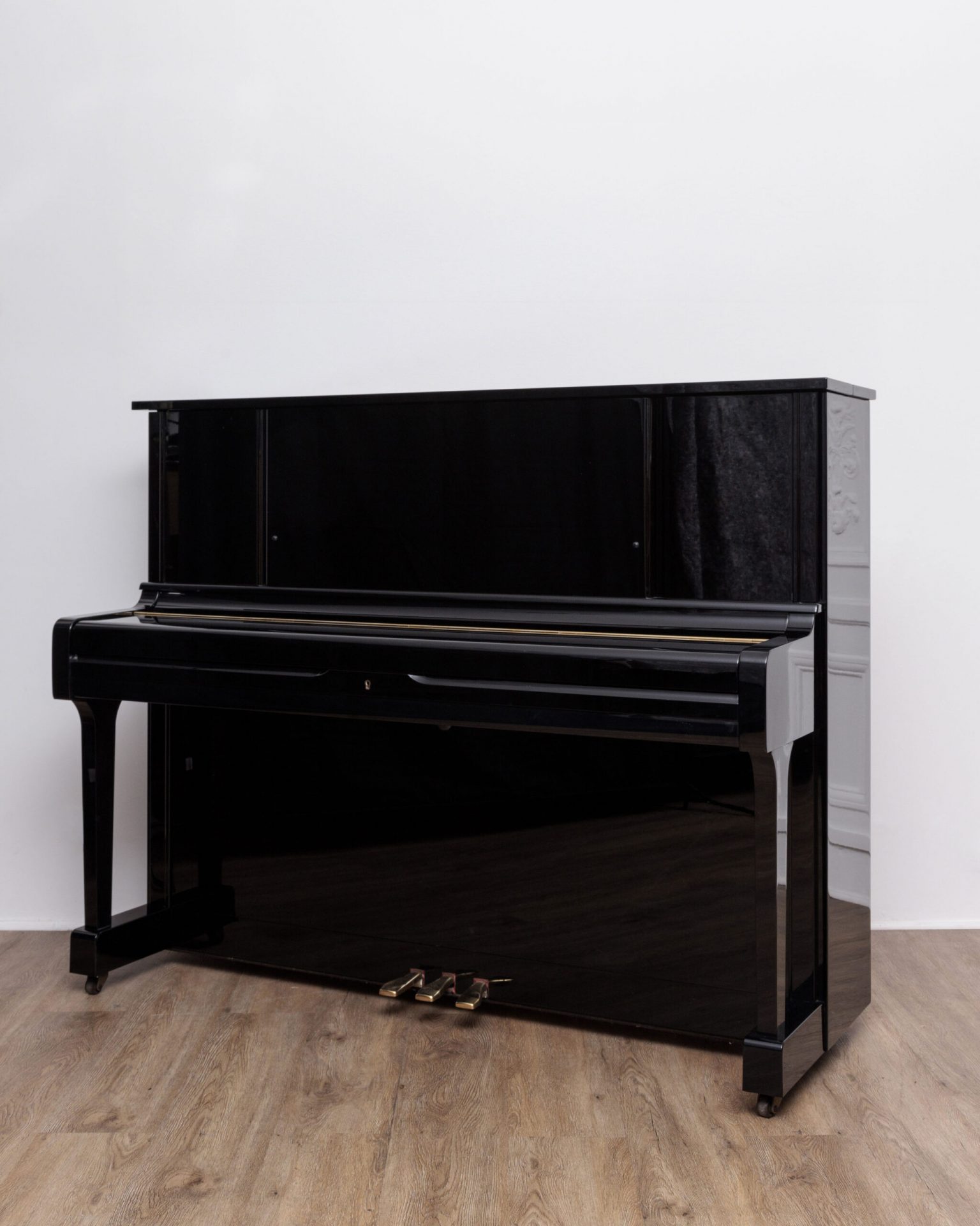 Yamaha U3