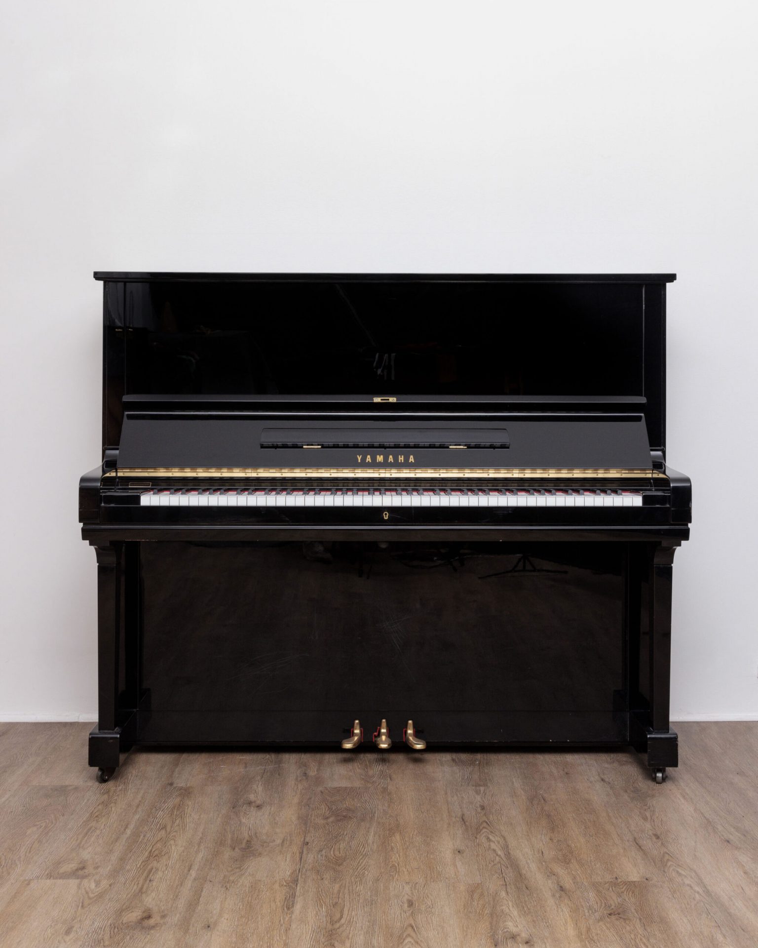 Yamaha U3