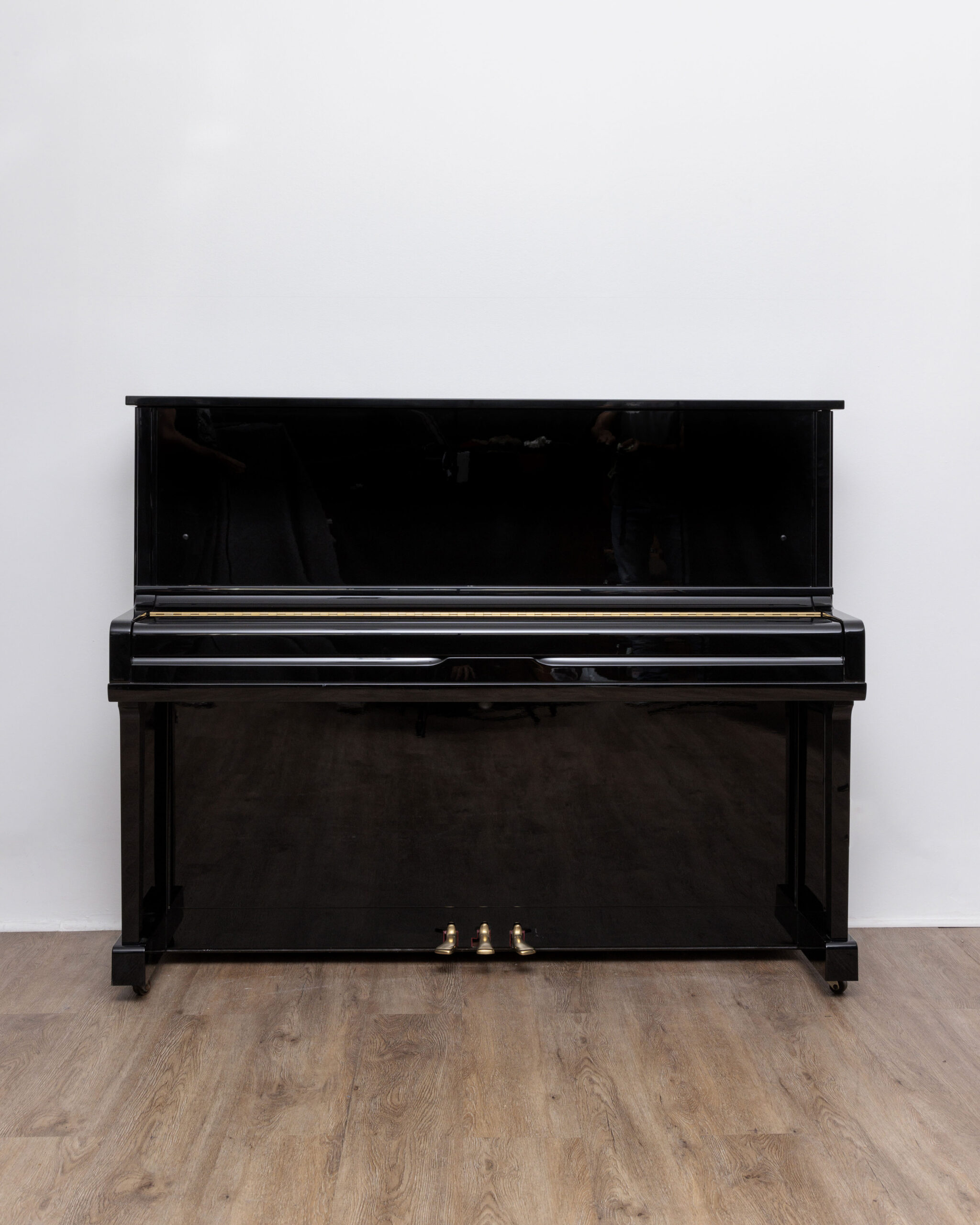 Yamaha U10