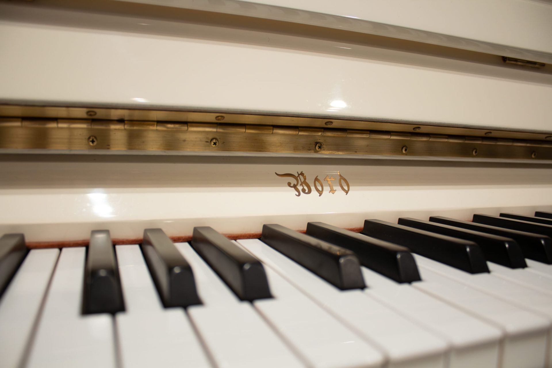 Bord-dppianos Bord 110 M