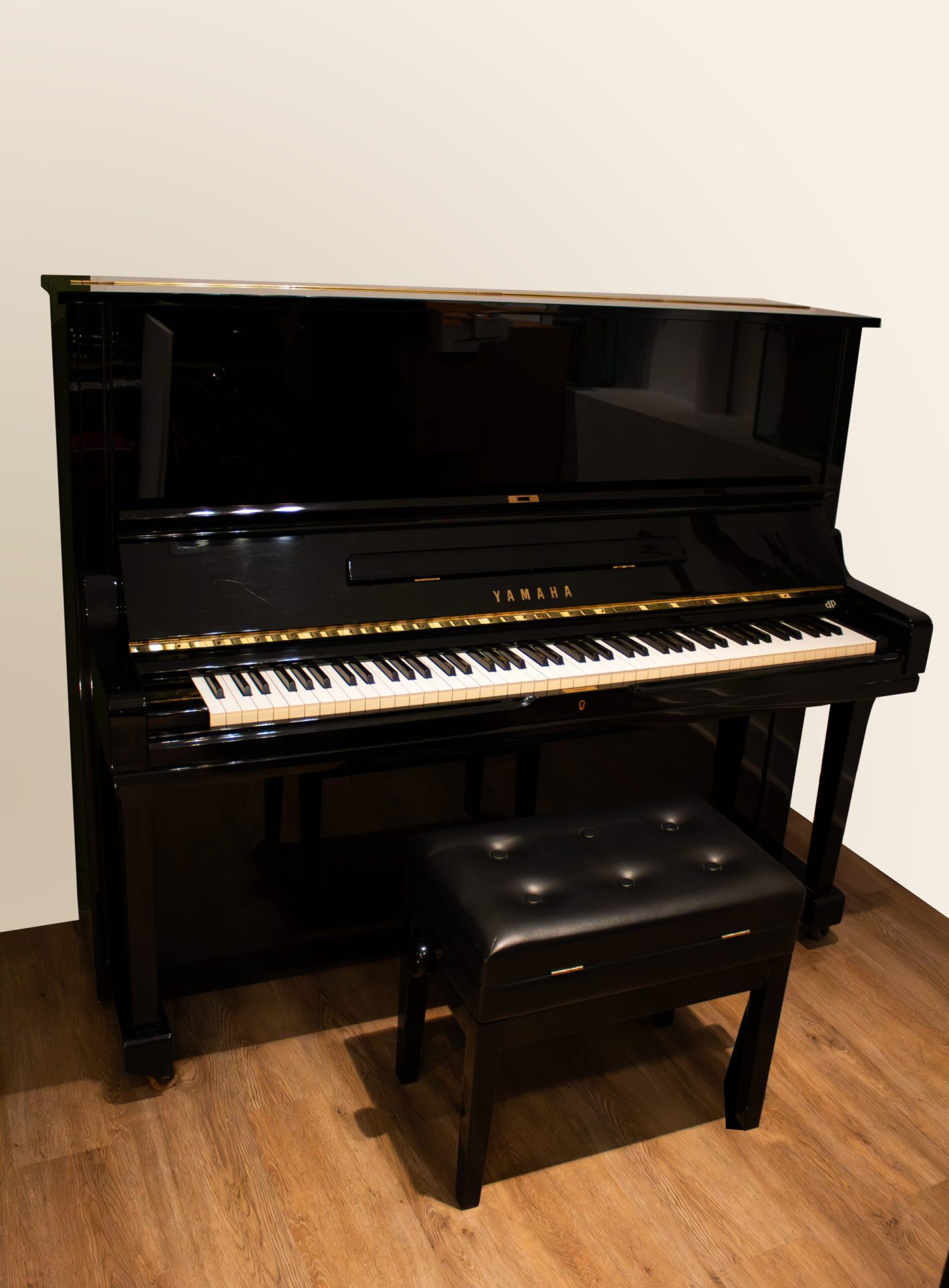 Yamaha U3