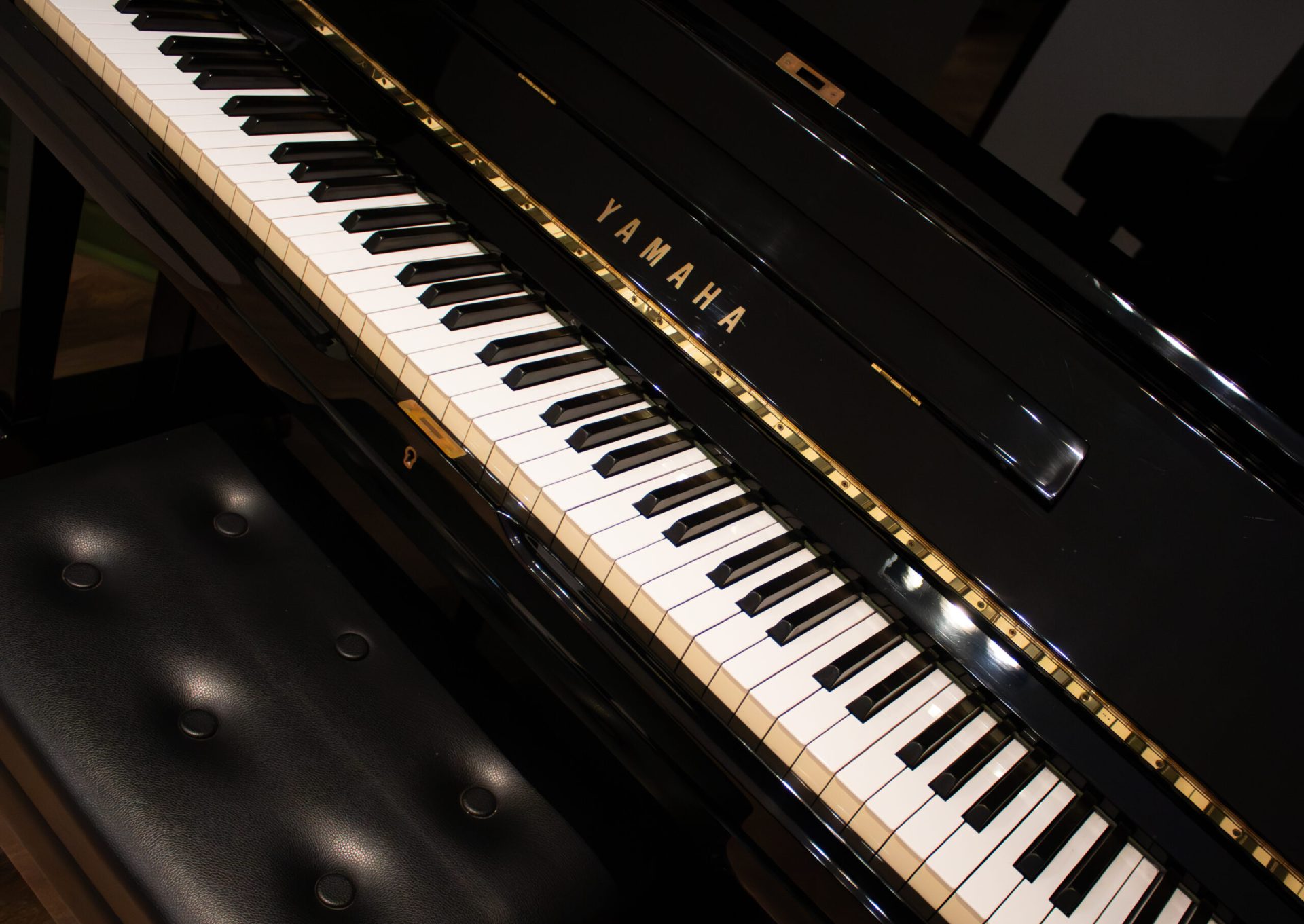 Yamaha U3