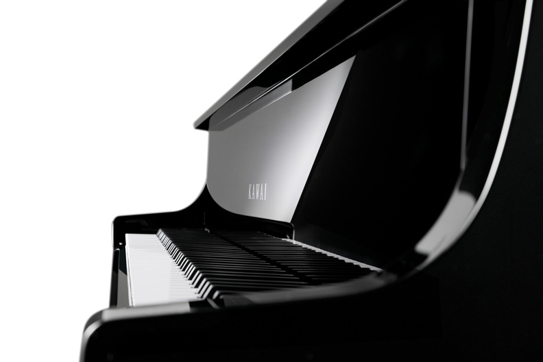 NV10S_along the keyboard_whiteBG-me