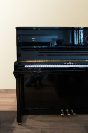 Schimmel131-pianos Schimmel 130 C Tradition