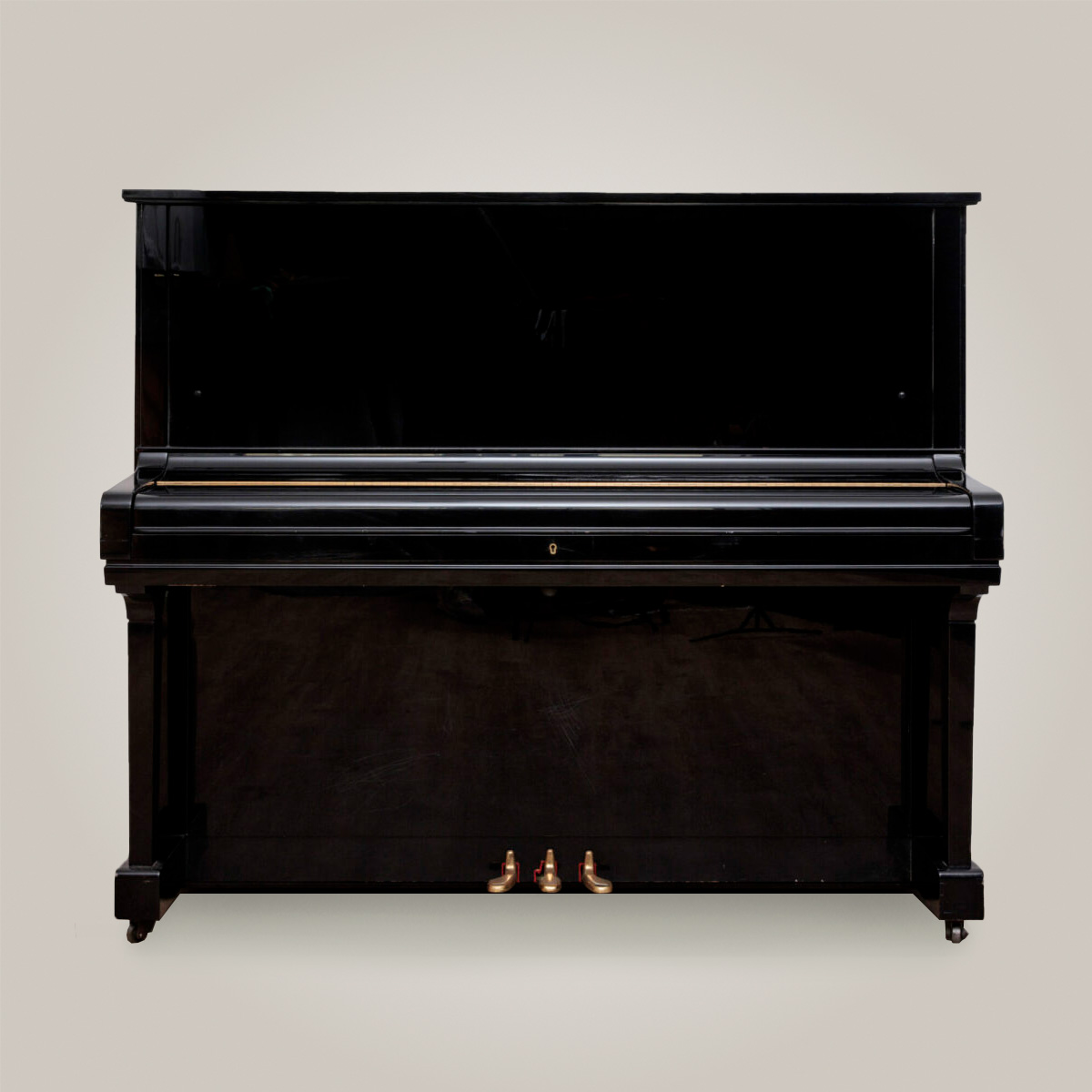 YAMAHA U3 LC NB-fermé-Dppianos YAMAHA-U3-LC-NB à louer clavier fermé