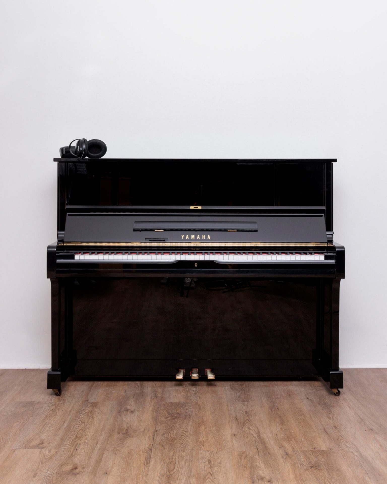 Yamaha U 1 Silence LM