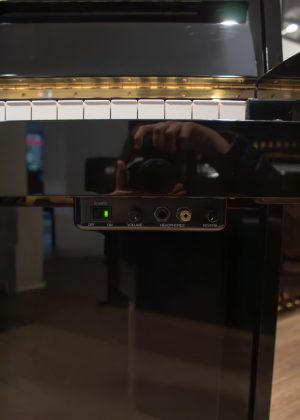 Yamaha-P112-SILENT- EUROPE-BL-boitier