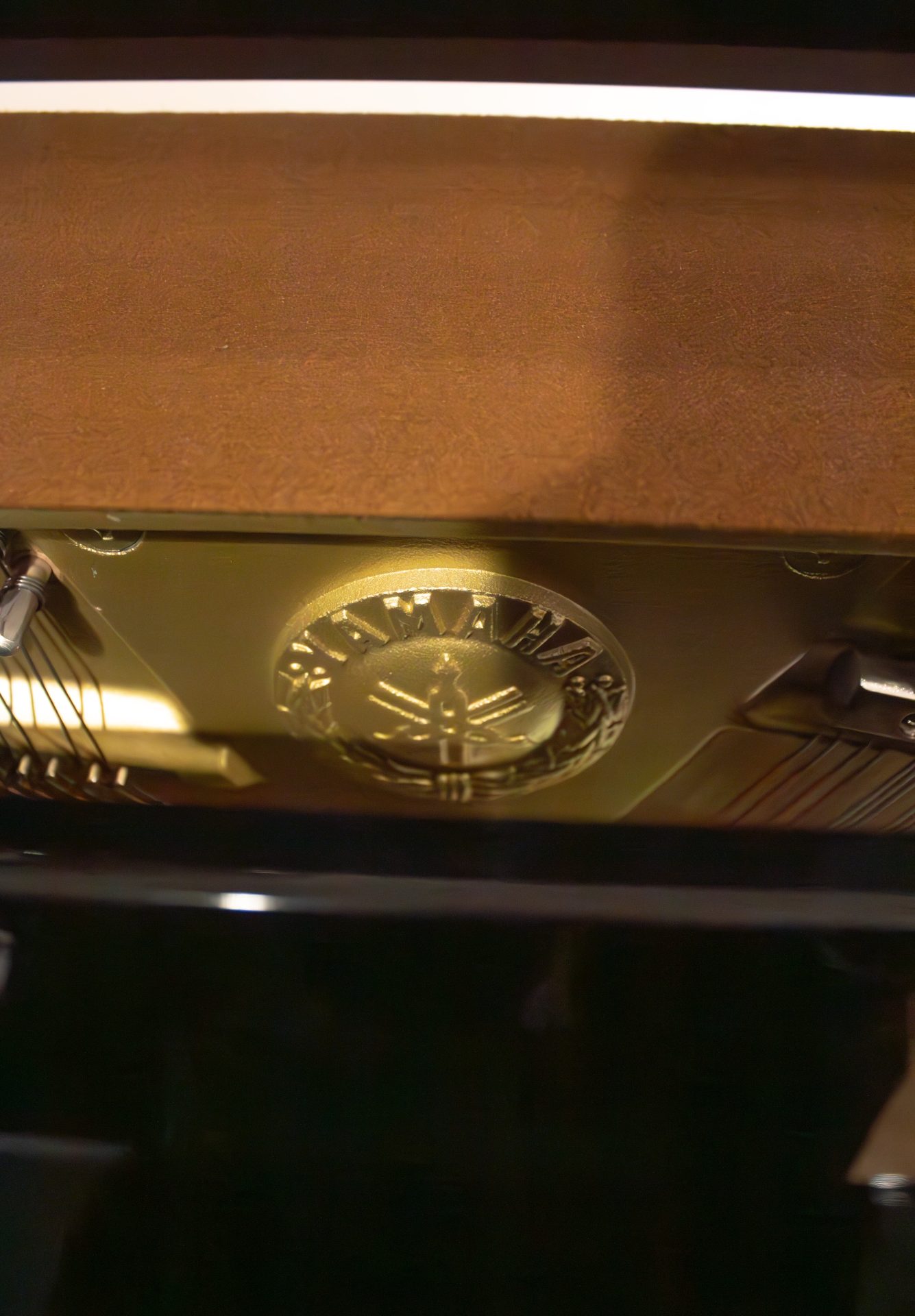 Yamaha-P112-SILENT- EUROPE-BL-détails