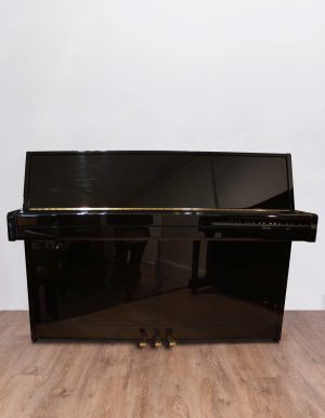 face-fermé-yamaha-b1 Yamaha B1 Silent SC1