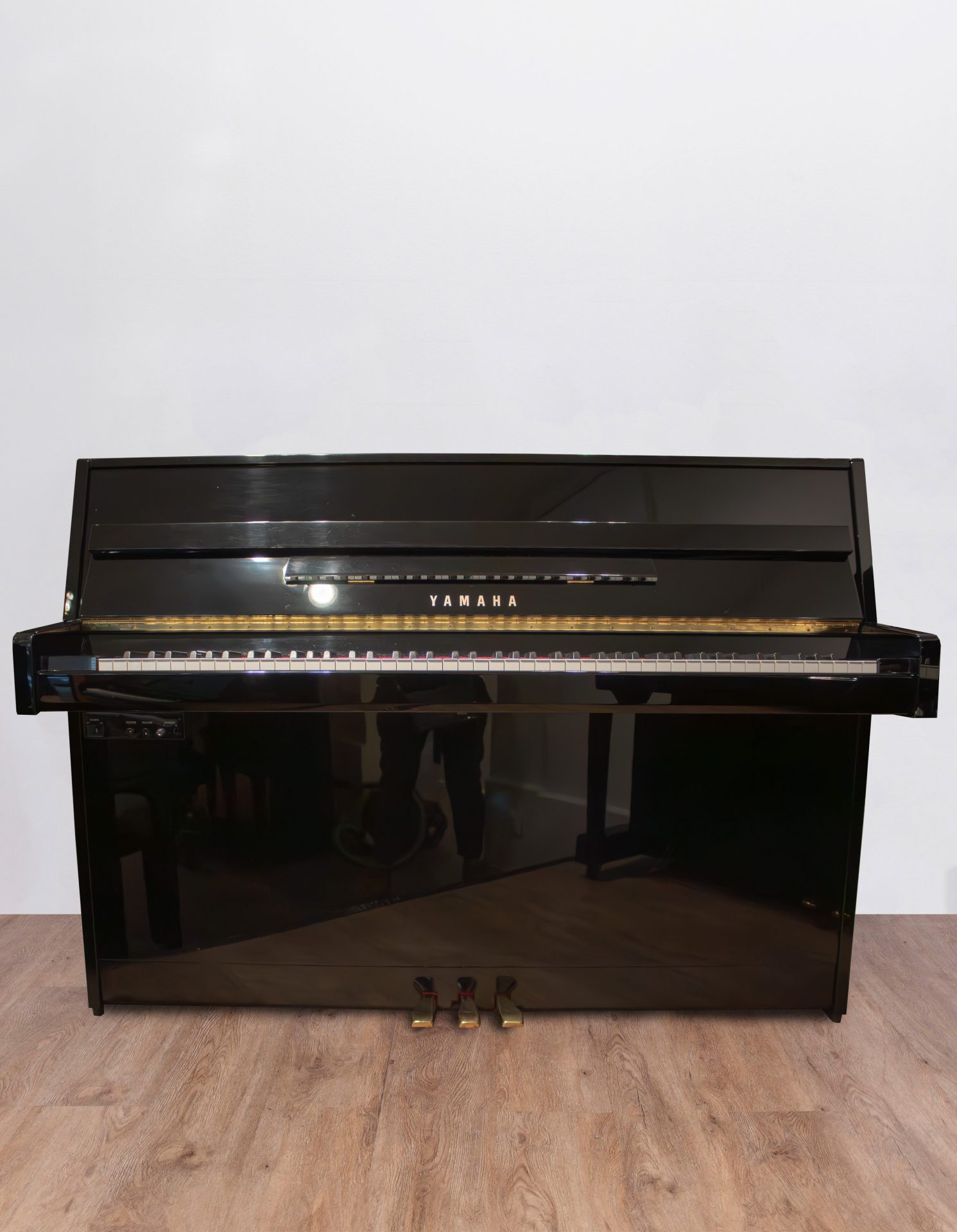 Yamaha B1 Silent SC1