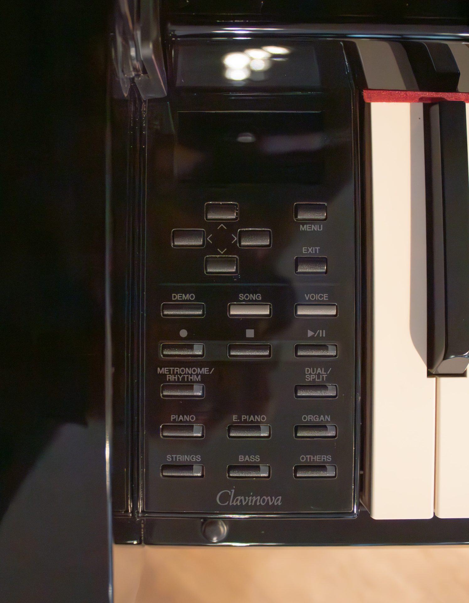 Yamaha clp 585 PE Occasion