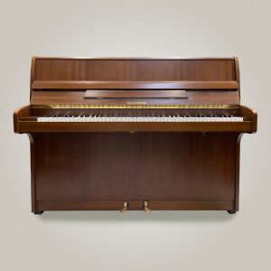 W.Stainmann-face-bois-DPpianos-occasion-étude W.Stainmann vue de face en bois de chez DPpianos d'occasion. Piano d'étude