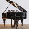 bluthner-model10-dos piano bluthner model 10 vu de dos, meuble noir brillant